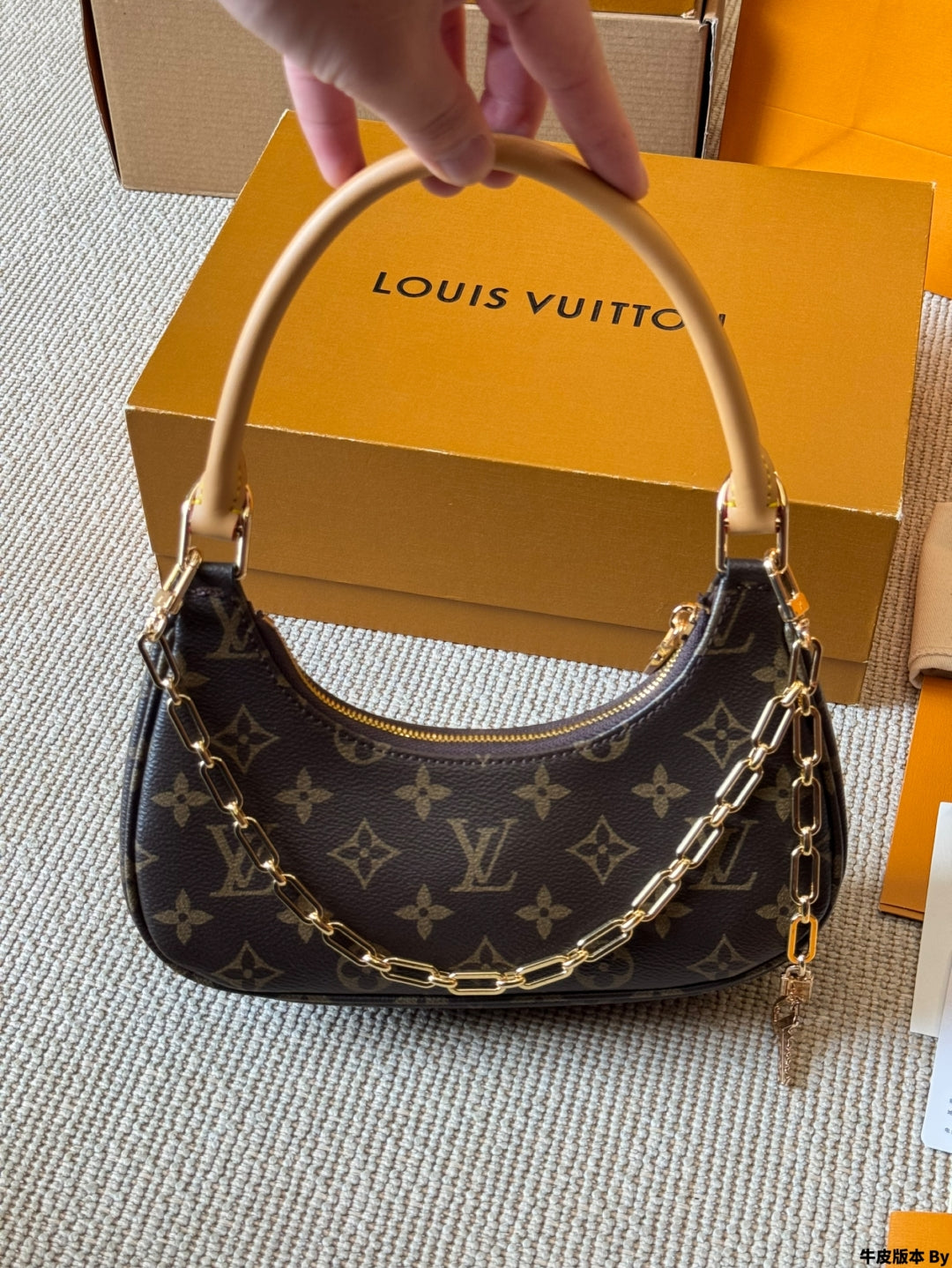 LV CATCHY Underarm Bag