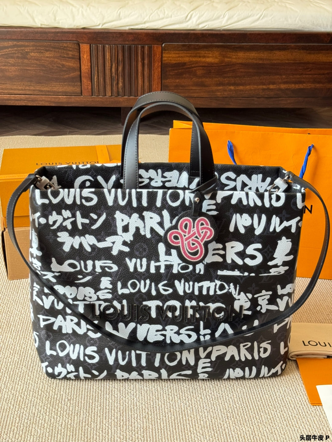 LV Shopper tote