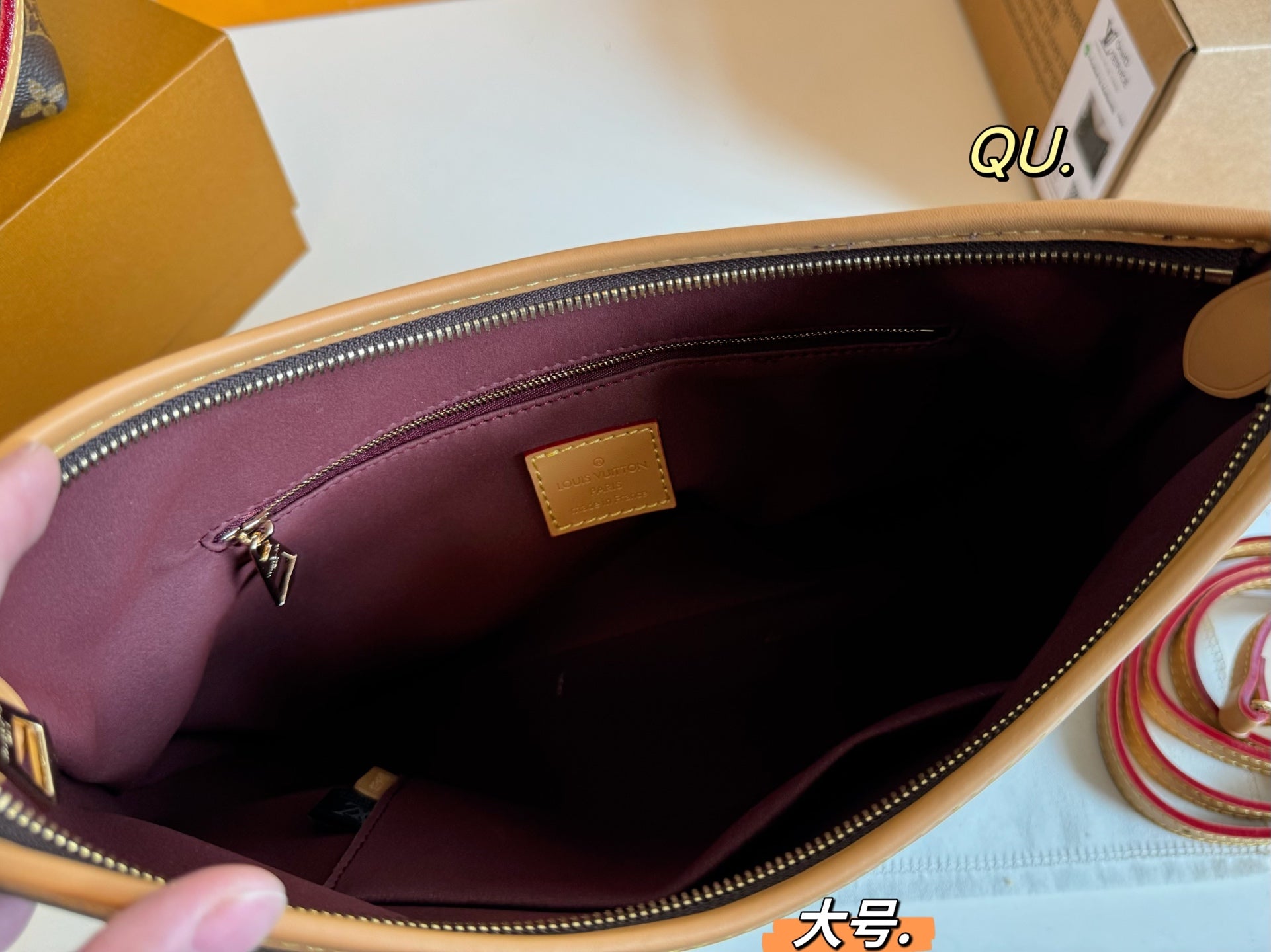 LV 25fw Monogram Hobo Bag