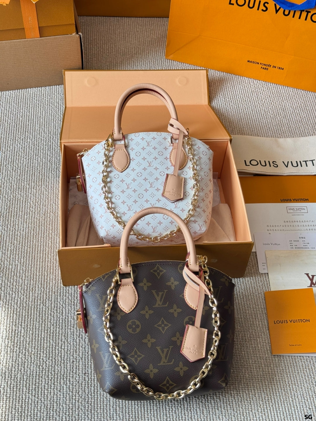 LV locky bb Handbag