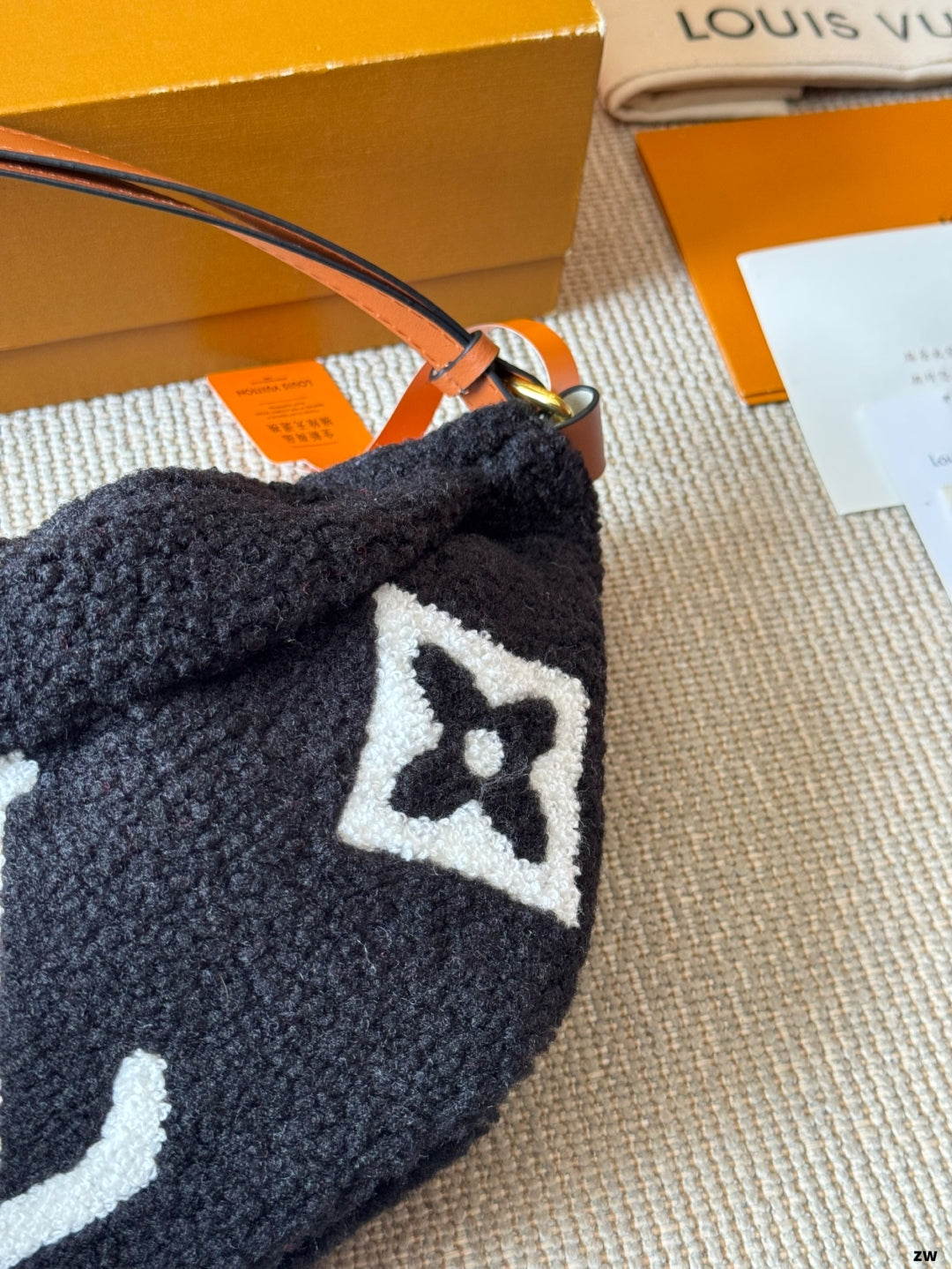 LV Teddy Series Waist Bag