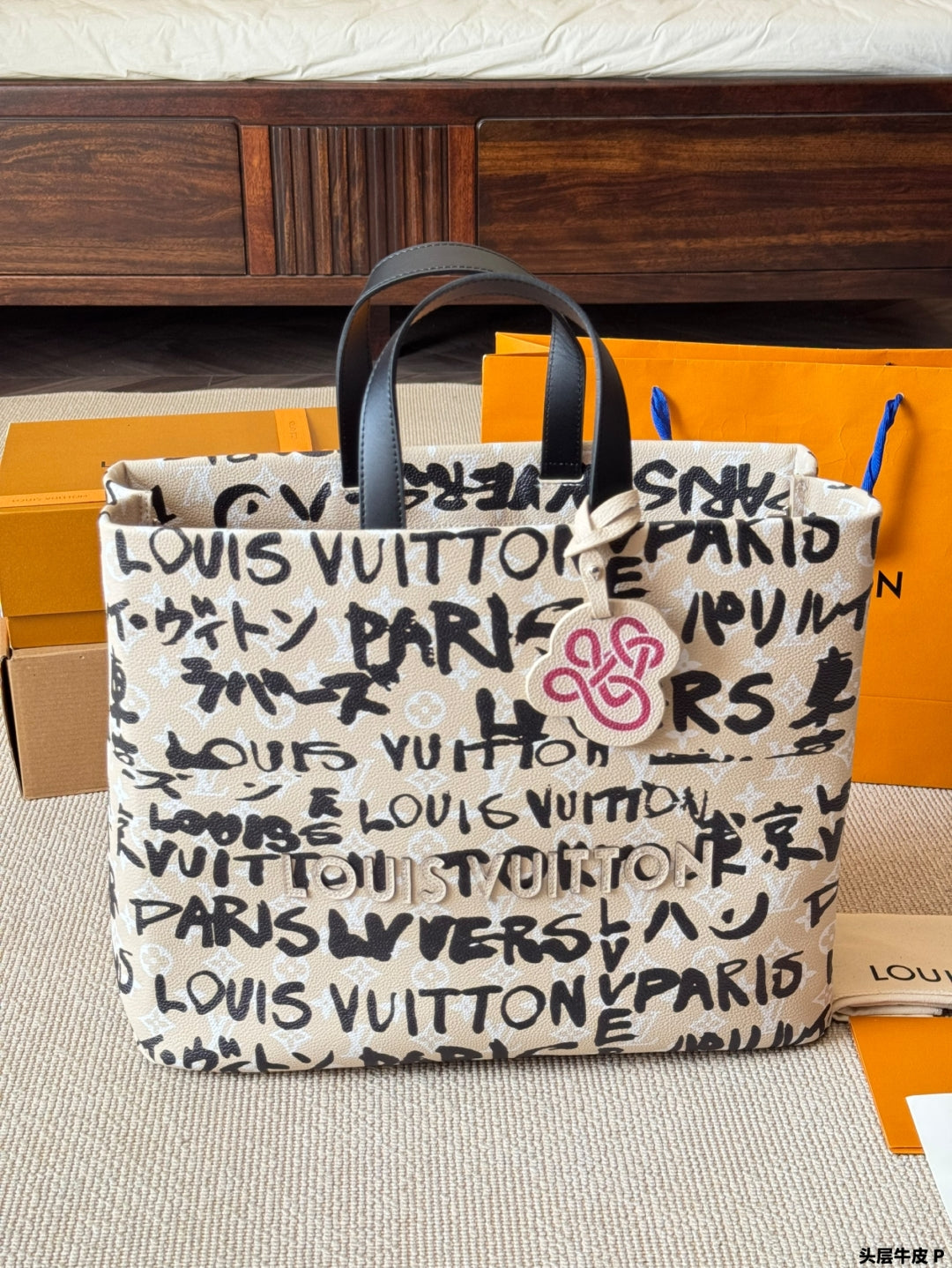LV Shopper tote