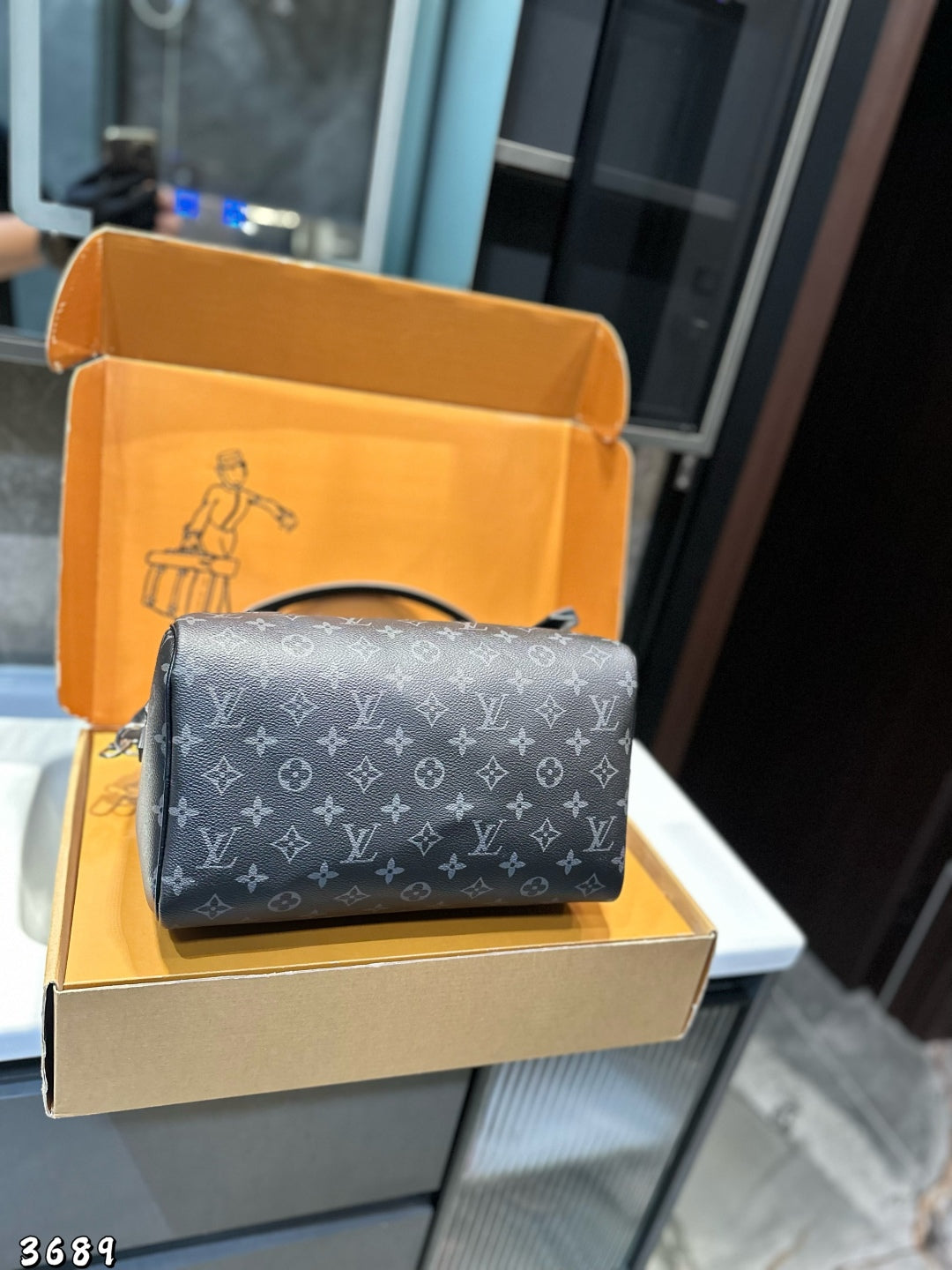 LV Speedy Soft 30 Handbag