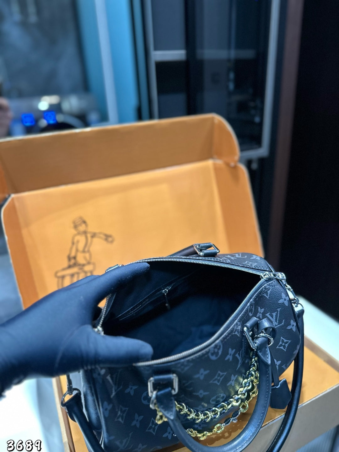 LV Speedy Soft 30 Handbag