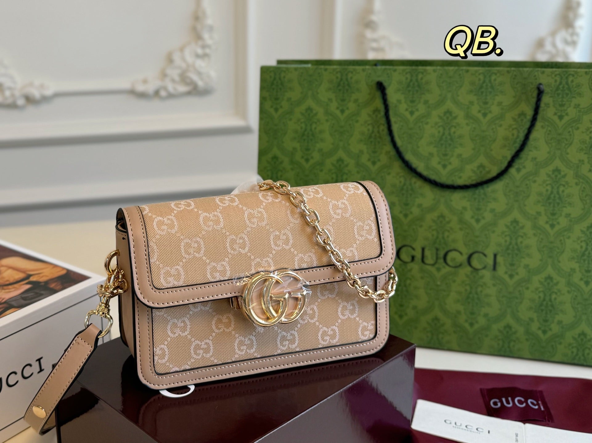 GUCCI Go Series ChainFlap Bag