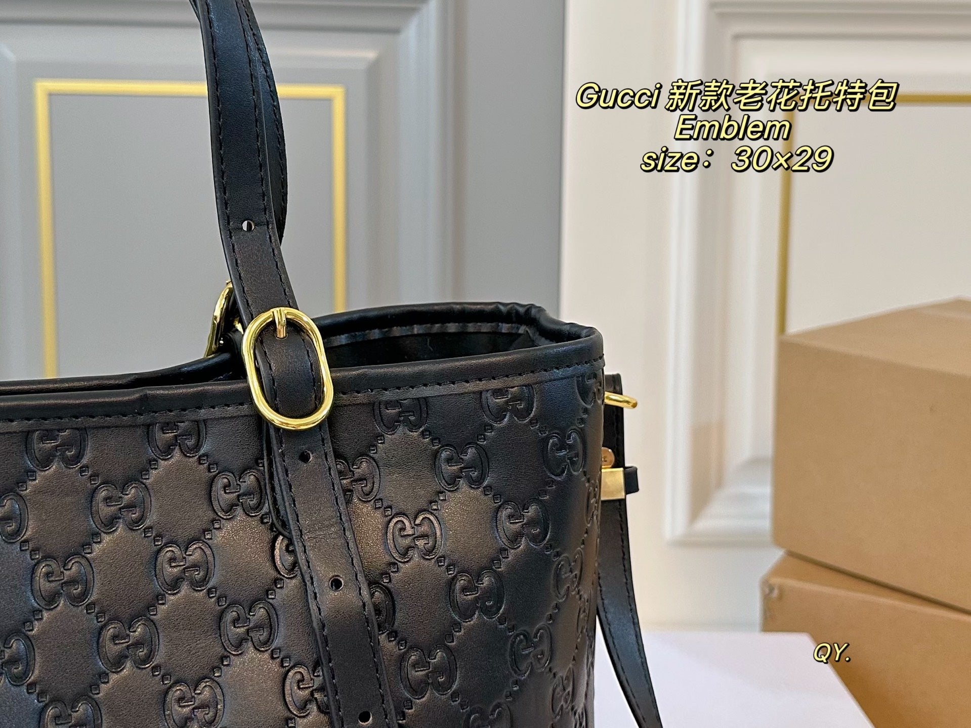 GUCCI Emblem Tote